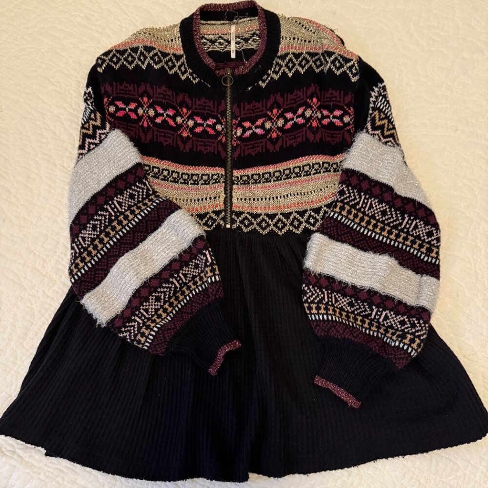Free People Festive Tunic/Sweater! - Picture 3 of 13